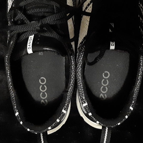 ECCO Intrinsic Knit Sneakers - Leather Trim - Women's Size 9.5 - Picture 11 of 13